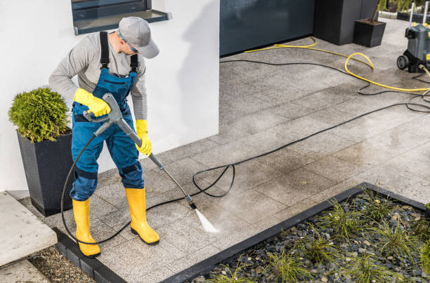 Best Commercial Building Pressure Washing  in Baldwinsville, NY
