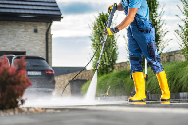 Best Sidewalk Pressure Washing  in Baldwinsville, NY